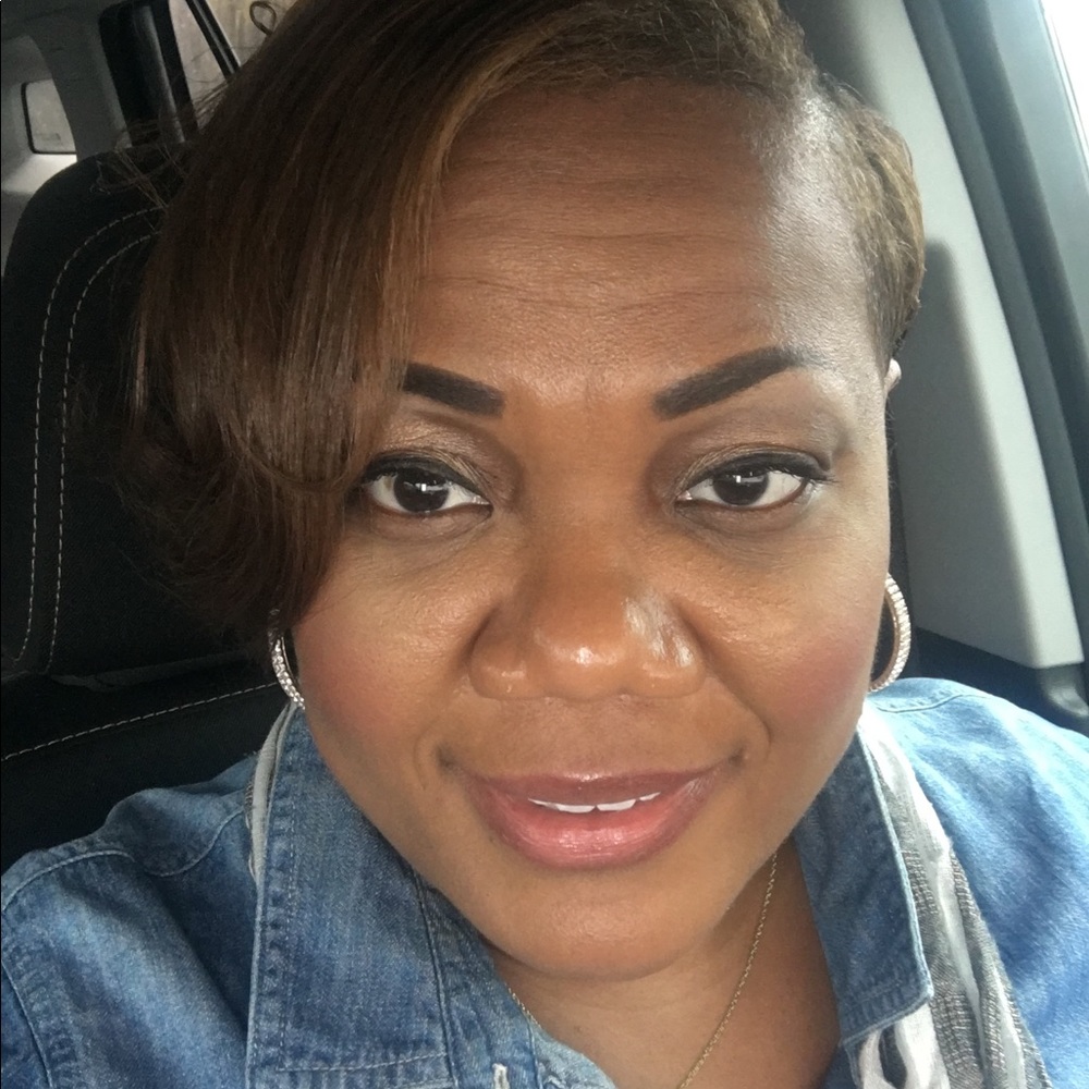 Meet your Posher, Teea